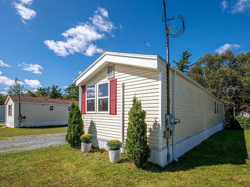 15 Bumpy Lane, Lake Echo, NS 