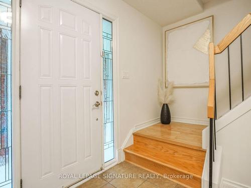 51 Dersingham Cres, Markham, ON - Indoor Photo Showing Other Room