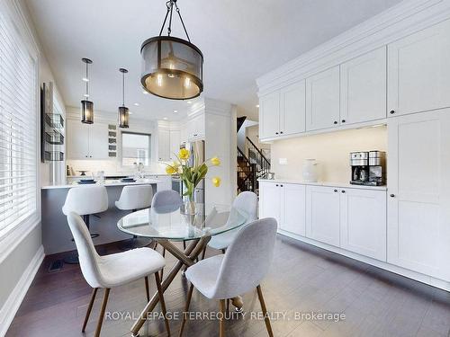 2187 Austin Crt, Burlington, ON - Indoor Photo Showing Dining Room