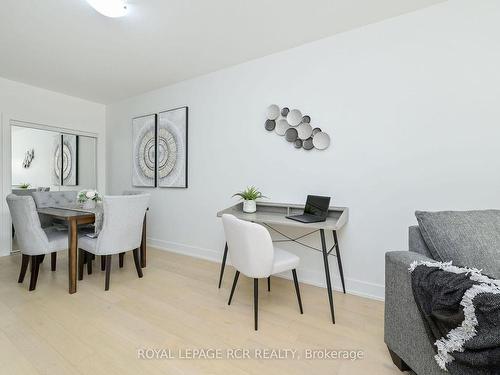 107-310 Broadway, Orangeville, ON - Indoor Photo Showing Dining Room