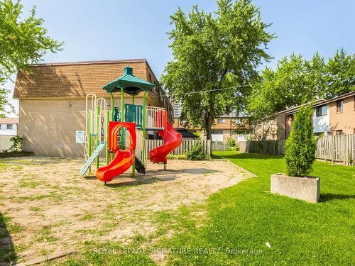 87 Fleetwood Cres, Brampton, ON - Outdoor