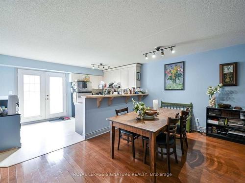 316-1451 Walker'S Line, Burlington, ON - Indoor Photo Showing Dining Room