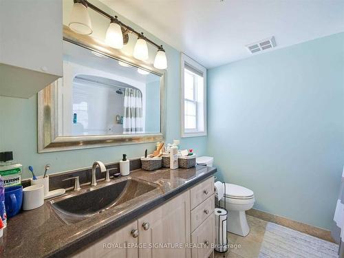 316-1451 Walker'S Line, Burlington, ON - Indoor Photo Showing Bathroom