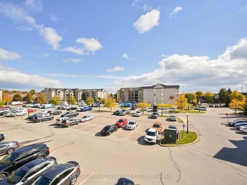 316-1451 Walker'S Line, Burlington, ON - Outdoor With View