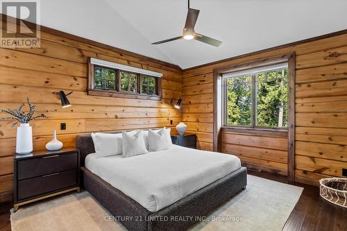 1738 Poplar Point Road, Smith-Ennismore-Lakefield, ON - Indoor Photo Showing Bedroom