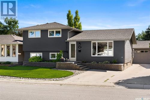 127 Rodenbush Drive, Regina, SK - Outdoor With Facade