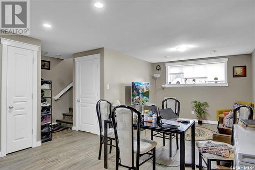 352 Smith Street, Regina, SK - Indoor