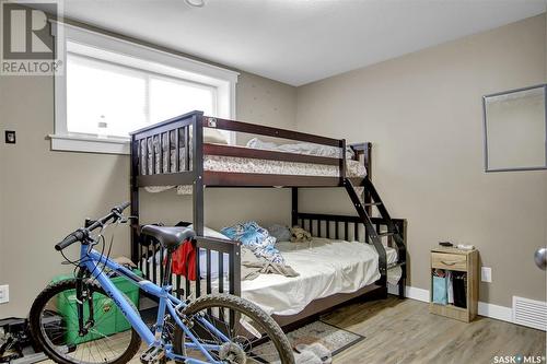 352 Smith Street, Regina, SK - Indoor Photo Showing Bedroom