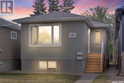 352 Smith Street, Regina, SK - Outdoor With Exterior