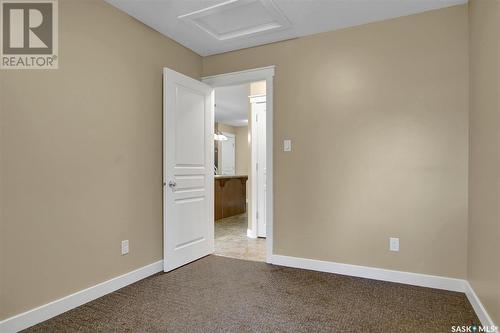 352 Smith Street, Regina, SK - Indoor Photo Showing Other Room