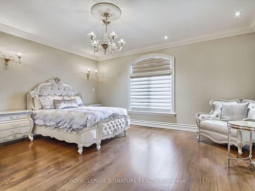 39 Fifeshire Rd, Toronto, ON - Indoor Photo Showing Bedroom