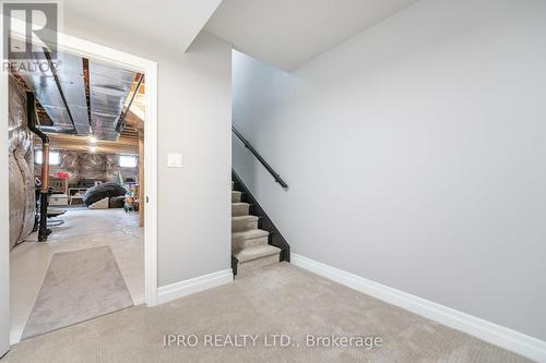 1507 Lakeport Crescent, Oakville, ON - Indoor Photo Showing Other Room