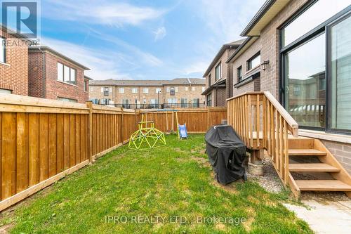 1507 Lakeport Crescent, Oakville, ON - Outdoor With Exterior