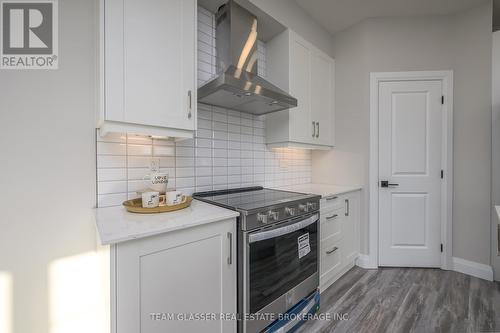 Blkc#15 - 1545 Chickadee Trail, London, ON - Indoor Photo Showing Kitchen