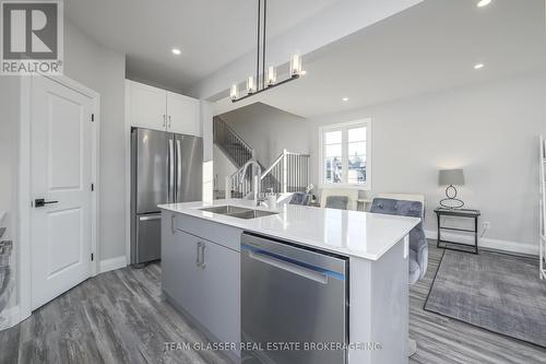 Blkc#15 - 1545 Chickadee Trail, London, ON - Indoor Photo Showing Kitchen With Double Sink