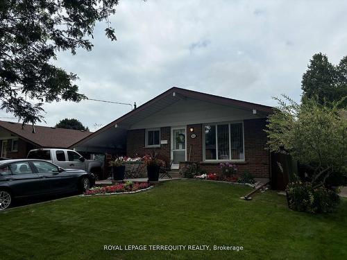 860 Olive Ave, Oshawa, ON - Outdoor