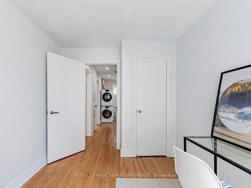 105 Bergen Rd, Toronto, ON - Indoor Photo Showing Other Room