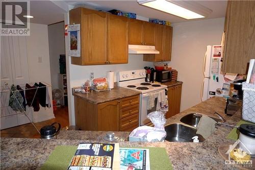 310 Central Park Drive Unit#3A, Ottawa, ON - Indoor Photo Showing Kitchen With Double Sink