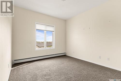 302W 1300 Stockton Street N, Regina, SK - Indoor Photo Showing Other Room