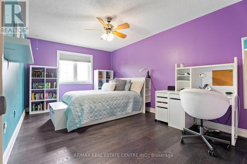 19 Mcnally Street, Halton Hills, ON - Indoor Photo Showing Bedroom