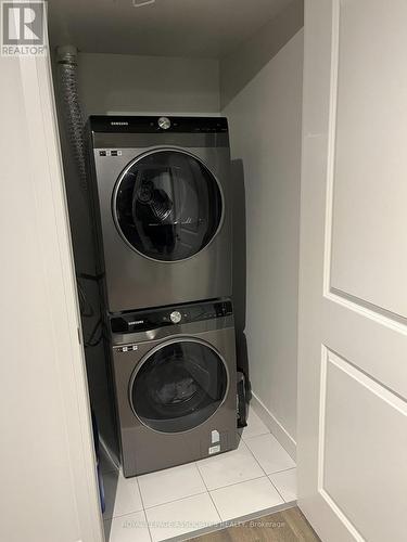 1605 - 20 Meadowglen Place, Toronto (Woburn), ON - Indoor Photo Showing Laundry Room