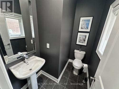 65 Murray Leonard Lane W, East Gwillimbury, ON - Indoor Photo Showing Bathroom