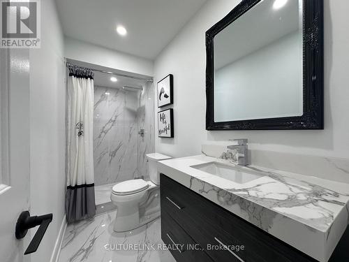 65 Murray Leonard Lane W, East Gwillimbury, ON - Indoor Photo Showing Bathroom