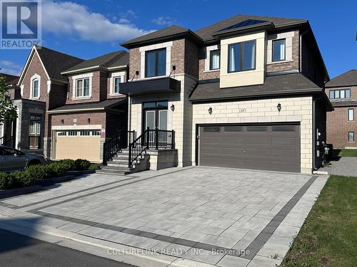 65 Murray Leonard Lane W, East Gwillimbury, ON - Outdoor With Facade