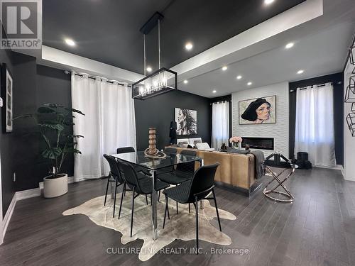 65 Murray Leonard Lane W, East Gwillimbury, ON - Indoor Photo Showing Dining Room