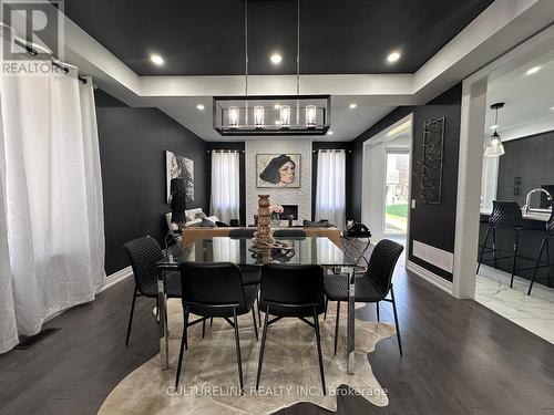 65 Murray Leonard Lane W, East Gwillimbury, ON - Indoor Photo Showing Dining Room