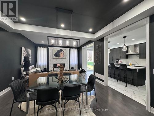 65 Murray Leonard Lane W, East Gwillimbury, ON - Indoor Photo Showing Dining Room