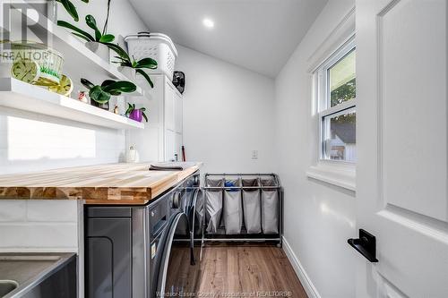 185 Baird Avenue, Wheatley, ON - Indoor Photo Showing Laundry Room