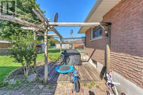 116 Alayne Crescent, London, ON - Outdoor