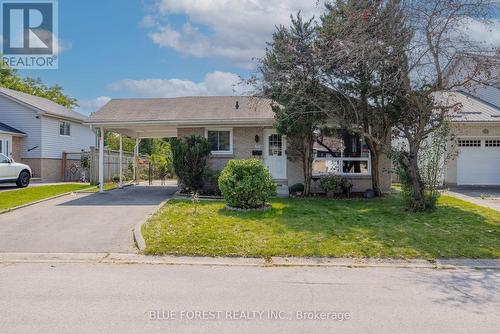 Quiet neighbourhood - 19 Archer Crescent, London, ON - Outdoor With Facade