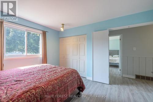 Freshly painted doors and trim - 19 Archer Crescent, London, ON - Indoor Photo Showing Bedroom