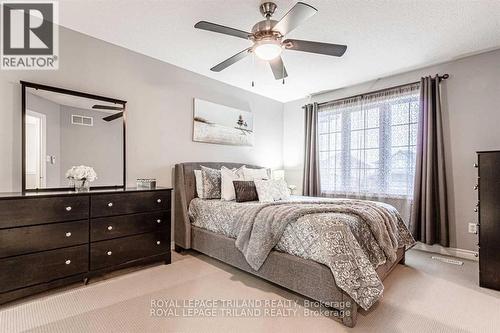 1518 Evans Boulevard, London, ON - Indoor Photo Showing Bedroom