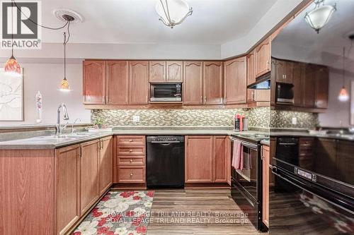 1518 Evans Boulevard, London, ON - Indoor Photo Showing Kitchen