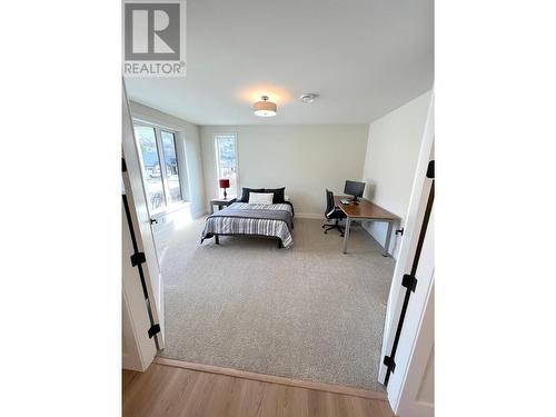 8761 Riverside Drive, Grand Forks, BC - Indoor Photo Showing Bedroom