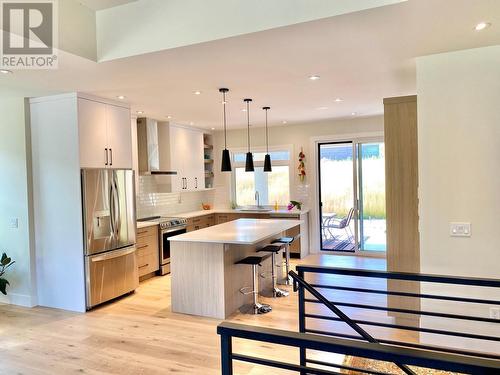 8761 Riverside Drive, Grand Forks, BC - Indoor Photo Showing Kitchen With Upgraded Kitchen