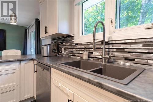 846 Mccavour Drive, Saint John, NB - Indoor Photo Showing Kitchen With Double Sink