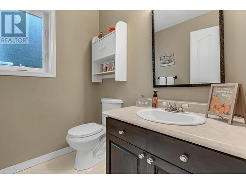 9105 Tabor Glen Drive, Prince George, BC - Indoor Photo Showing Bathroom