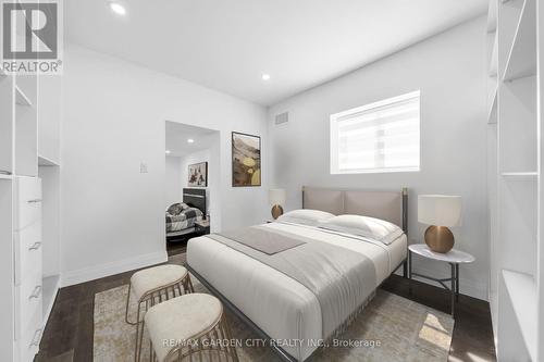 56 Frederick Avenue, Hamilton, ON - Indoor Photo Showing Bedroom