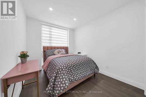 56 Frederick Avenue, Hamilton (Crown Point), ON - Indoor Photo Showing Bedroom