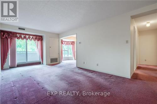 212 - 416 Limeridge Road E, Hamilton (Bruleville), ON - Indoor Photo Showing Other Room