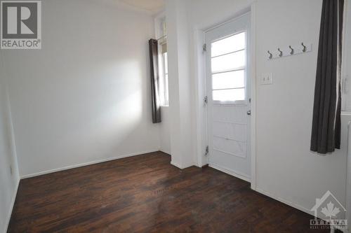 Unit 101 Bedroom 2 - 17 Marlborough Avenue E, Ottawa, ON - Indoor Photo Showing Other Room