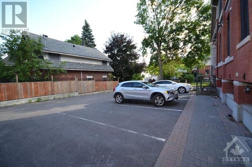 Parking - 17 Marlborough Avenue E, Ottawa, ON - Outdoor