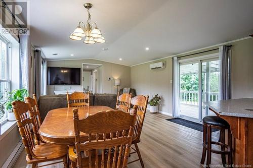 5850 Pokiok Settlement Road, Prince William, NB - Indoor Photo Showing Dining Room