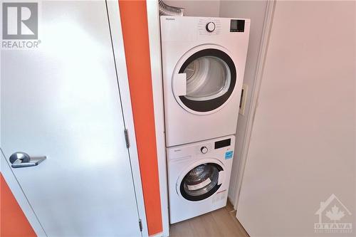 105 Champagne Avenue Unit#516, Ottawa, ON - Indoor Photo Showing Laundry Room