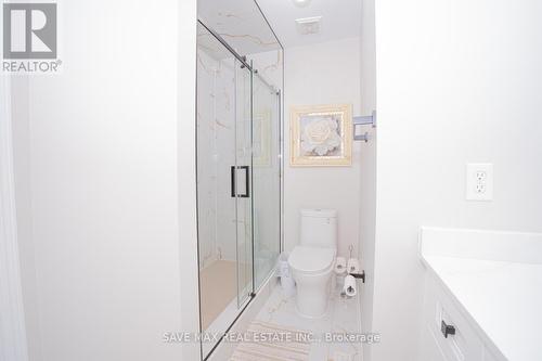 55 Ostrovsky Road, Vaughan (Vellore Village), ON -  Photo Showing Bathroom