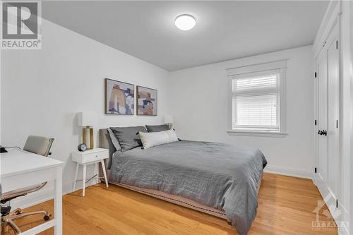 528 Cole Avenue, Ottawa, ON - Indoor Photo Showing Bedroom